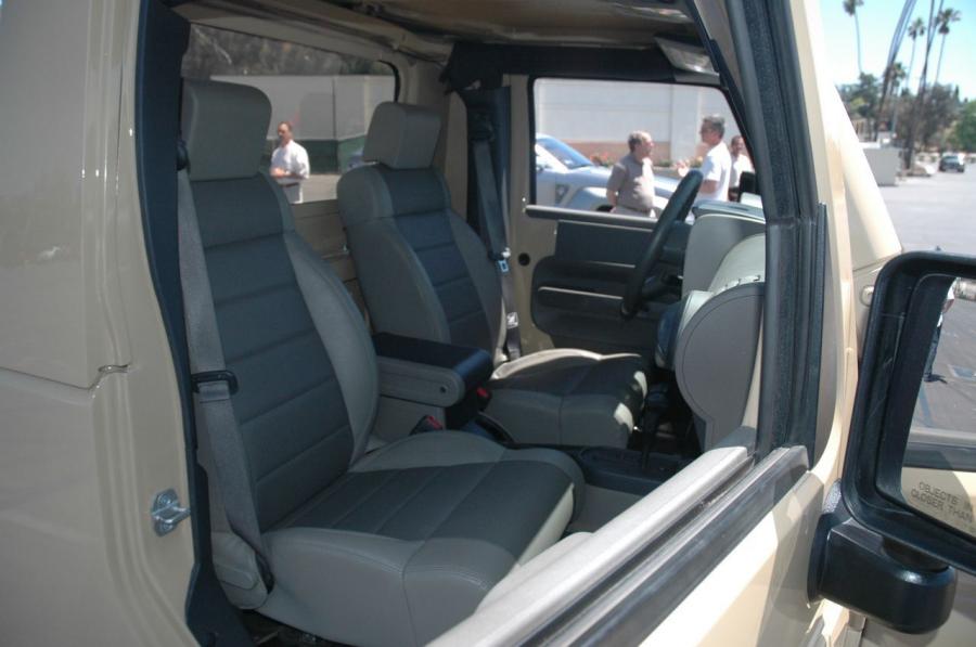  Jeep Wrangler JT Concept 2007 года  (фото 44 из 54)